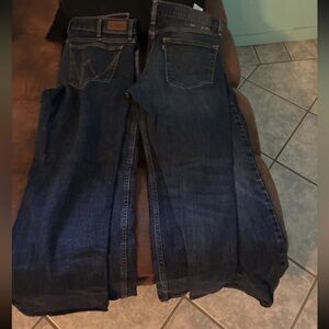 2 Pairs Of Men’s Blue Bootcut Jeans Wrangler And 511